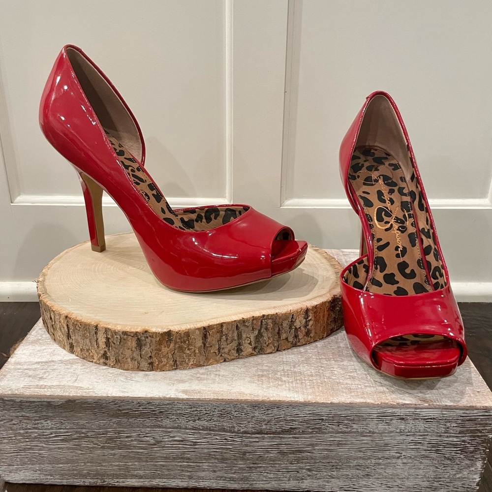Jessica Simpson Red Pumps Heels Size 7.5
